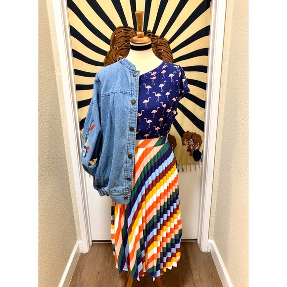 π Stylish flamingo art top - Picture 7 of 8